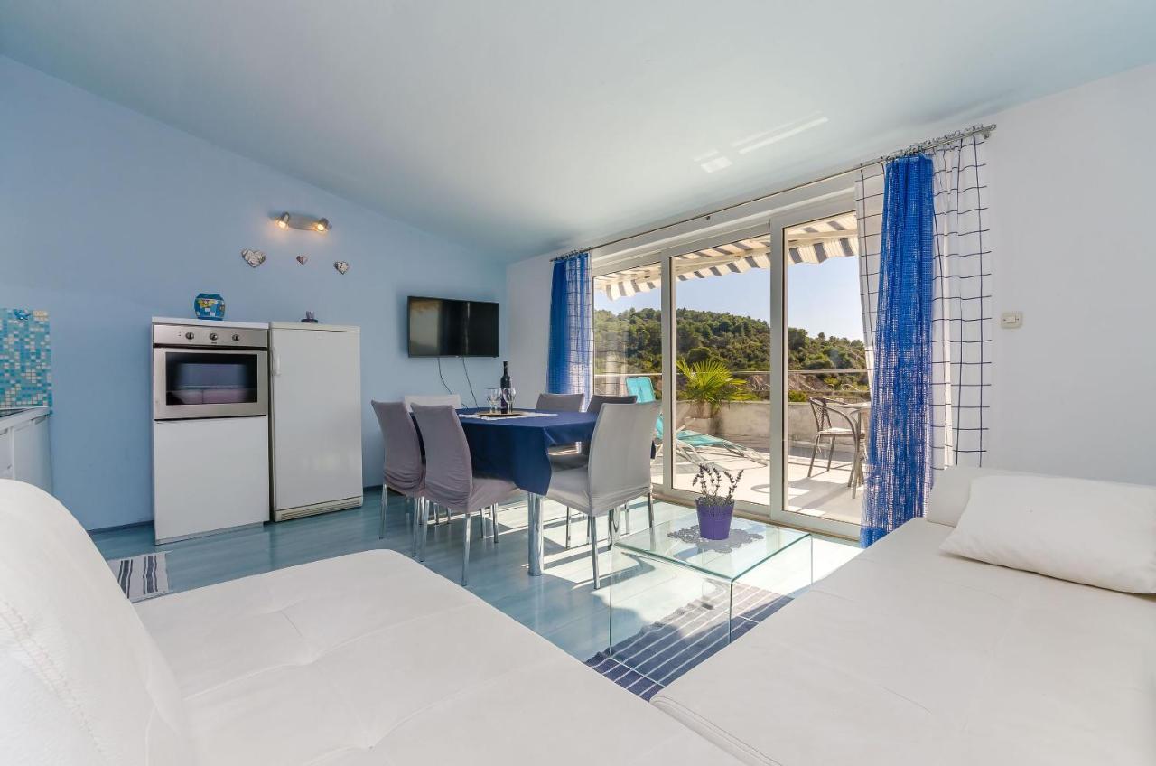 Apartments Zdenka Donji Okrug  Ngoại thất bức ảnh