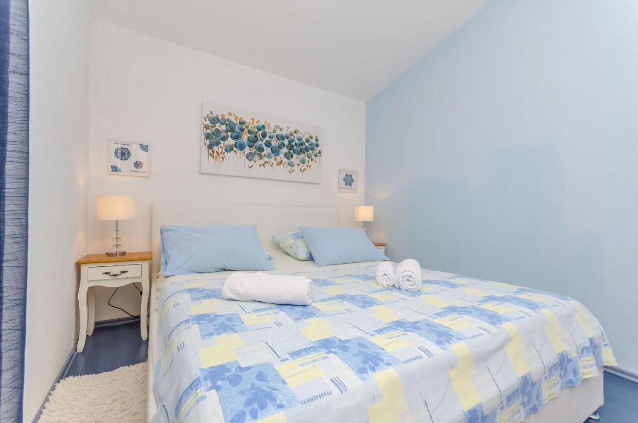 Apartments Zdenka Donji Okrug  Ngoại thất bức ảnh